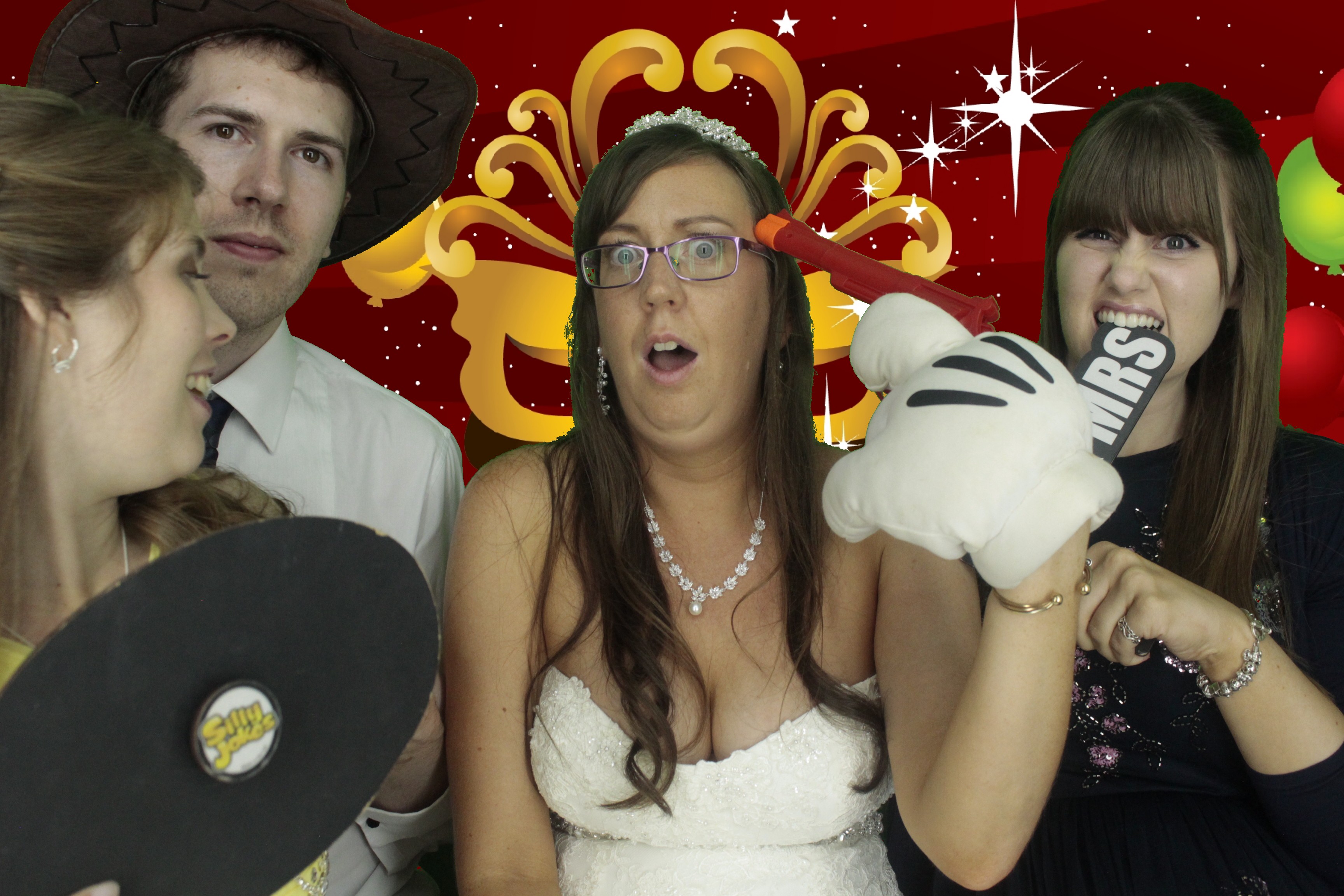 Leanne & Mike's Wedding | View more photos from the event at gallery.myphotoboothexperience.co.uk/u/MyPhotoBoothExperienceLtd/Leanne-Mikes-Wedding